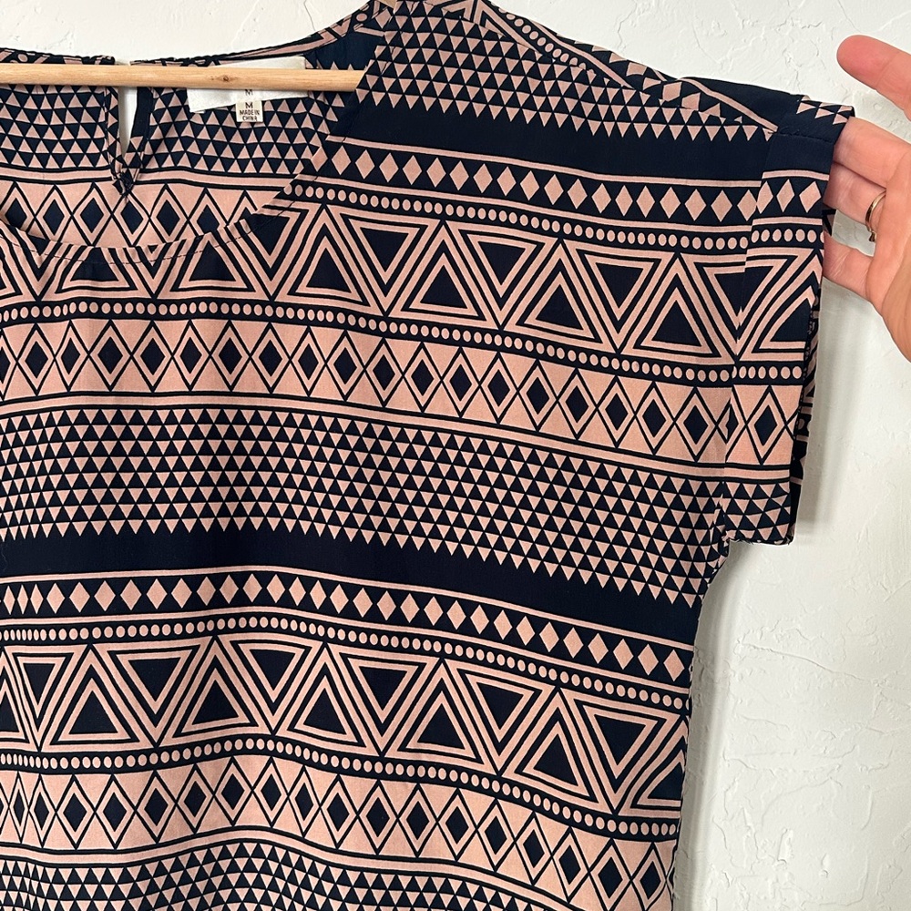 Oxford Circus women’s geometric patterned blouse - size M